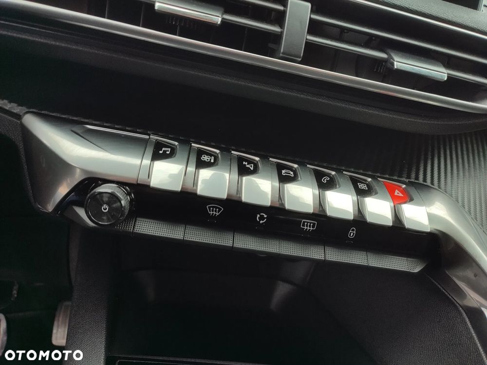 Peugeot 5008 PureTech 130 Stop & Start Active Business-Paket - 31