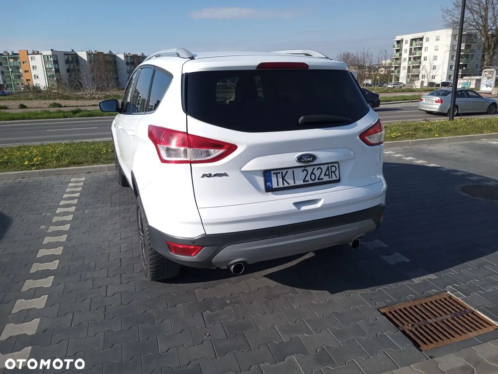 Ford Kuga 2.0 TDCi 4x4 Titanium - 10