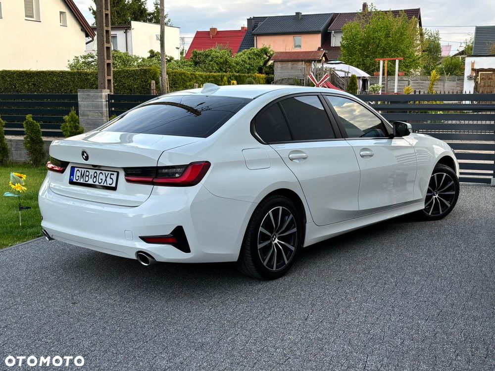 BMW Seria 3 318i - 14