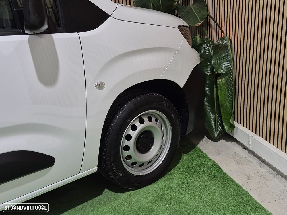 Peugeot Partner Longa - 99.000KM - 2023 | GARANTIA | NACIONAL - 3 LUG. - 4