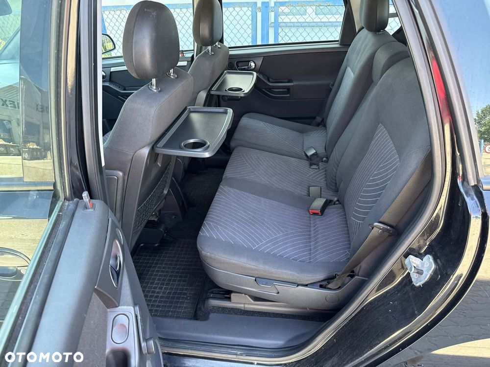 Opel Meriva - 8