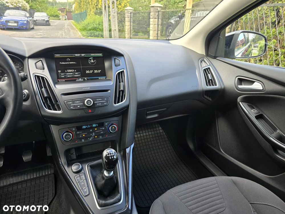 Ford Focus 1.5 TDCi DPF Start-Stopp-System Titanium - 23