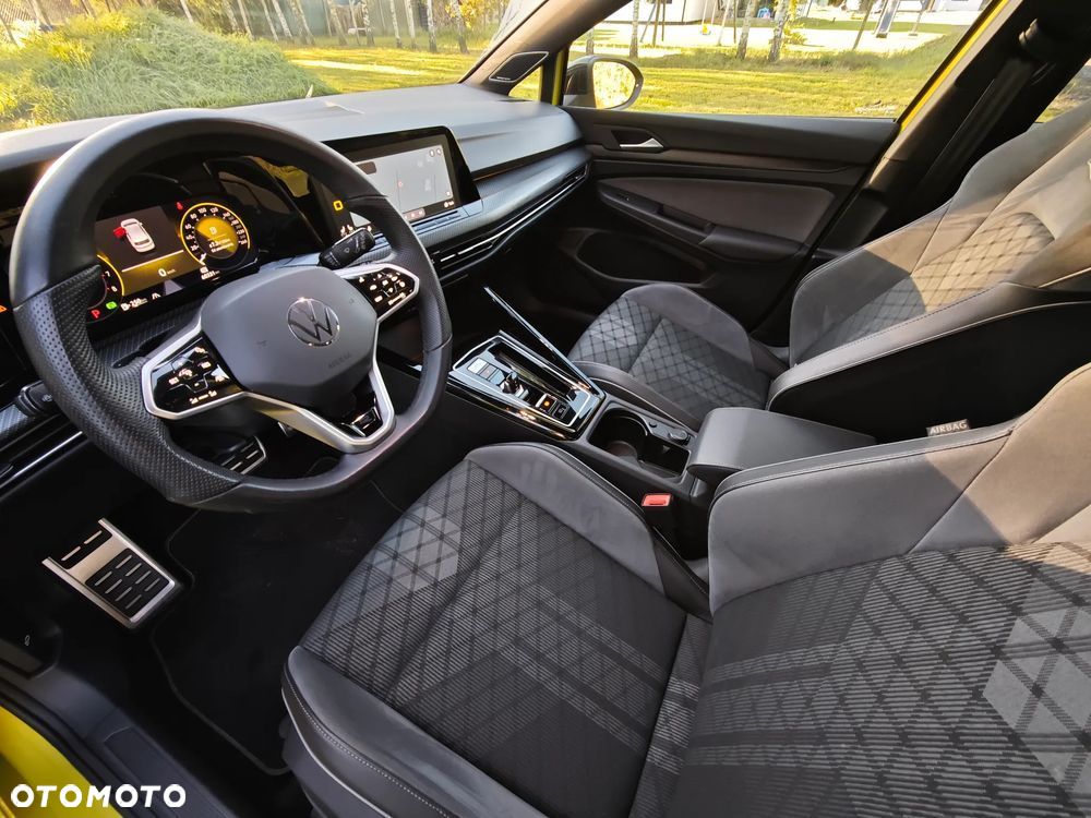 Volkswagen Golf - 13