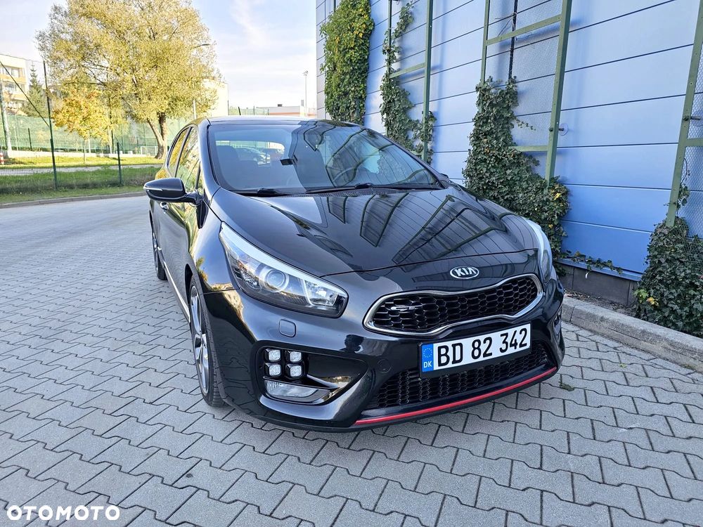 Kia Ceed 1.6 T-GDI GT - 7