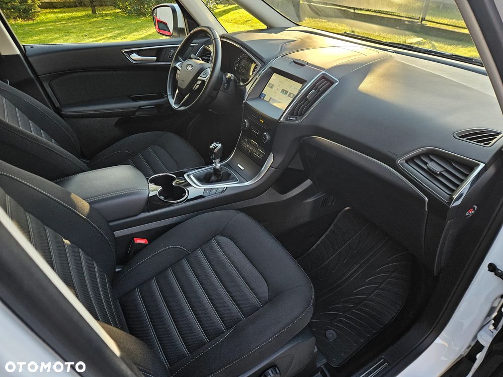 Ford Galaxy 1.5 EcoBoost Titanium - 39