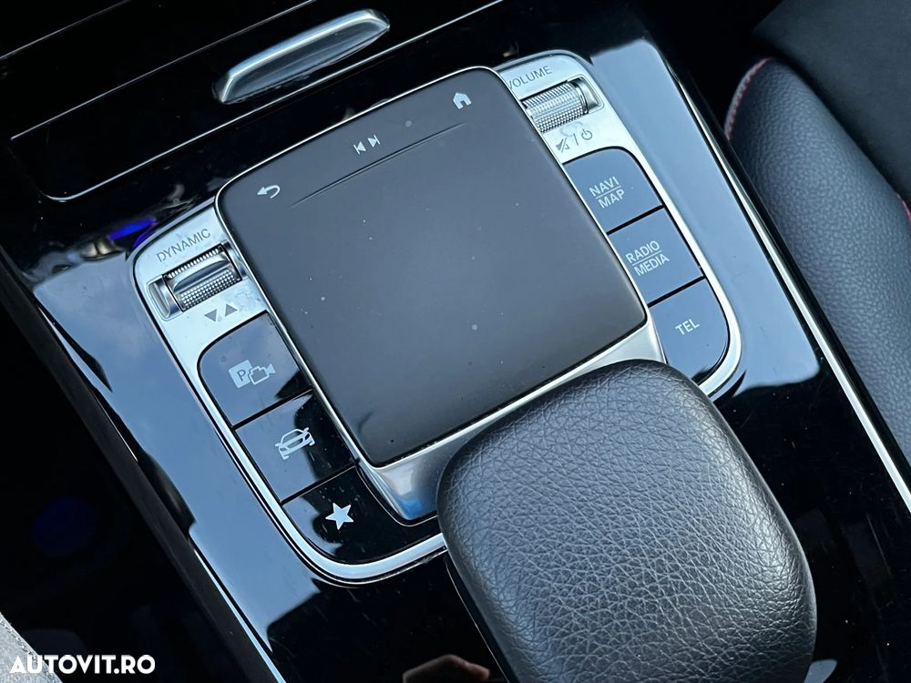 Mercedes-Benz CLA - 23