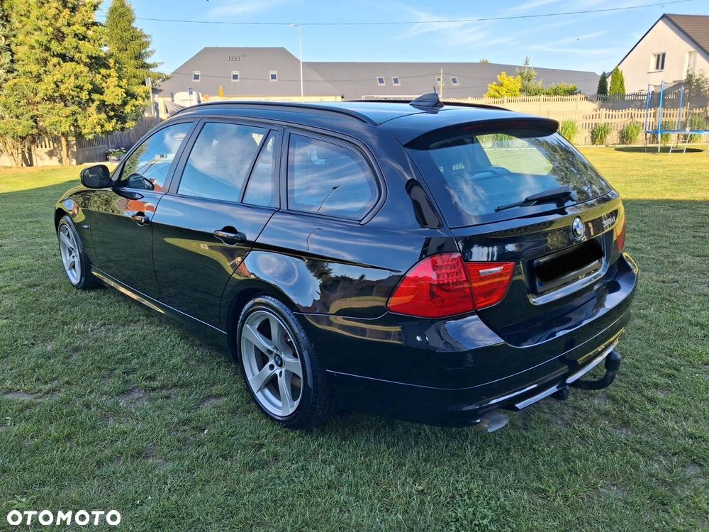 BMW Seria 3 318d - 2