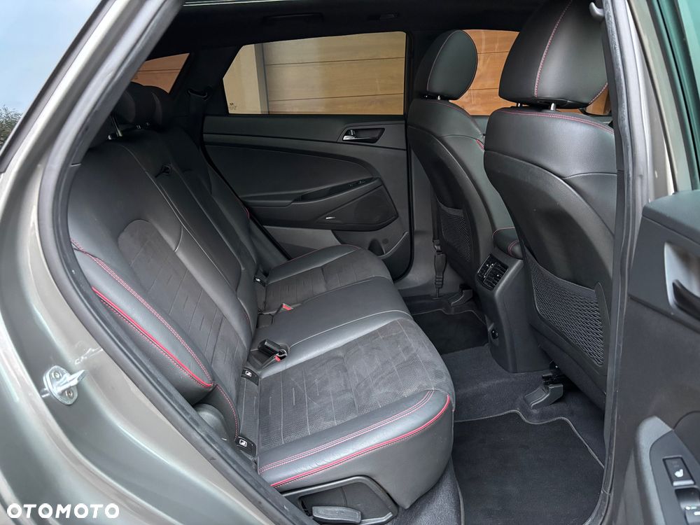Hyundai Tucson - 25