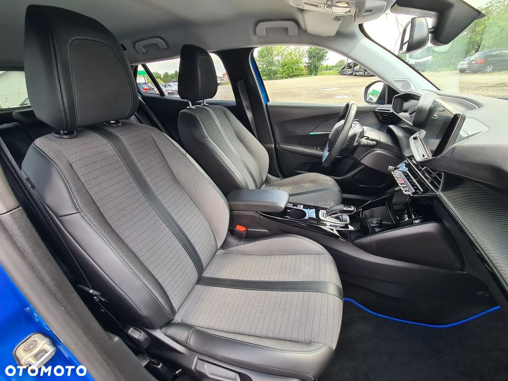 Peugeot 2008 1.5 BlueHDi Allure Pack S&S EAT8 - 36