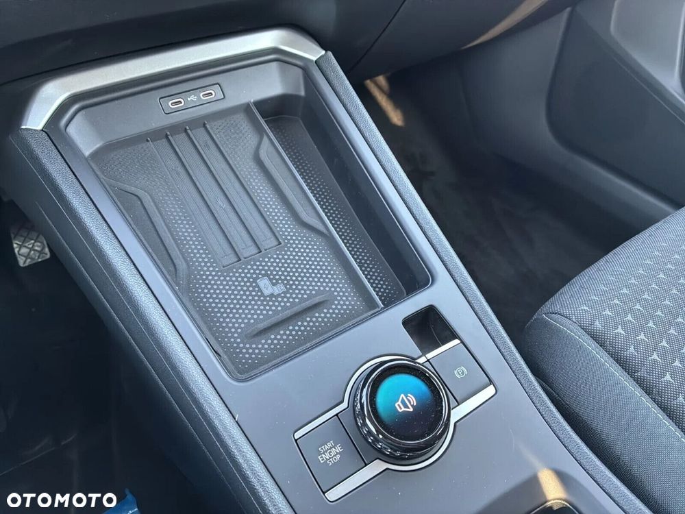 Volkswagen T-Roc - 25