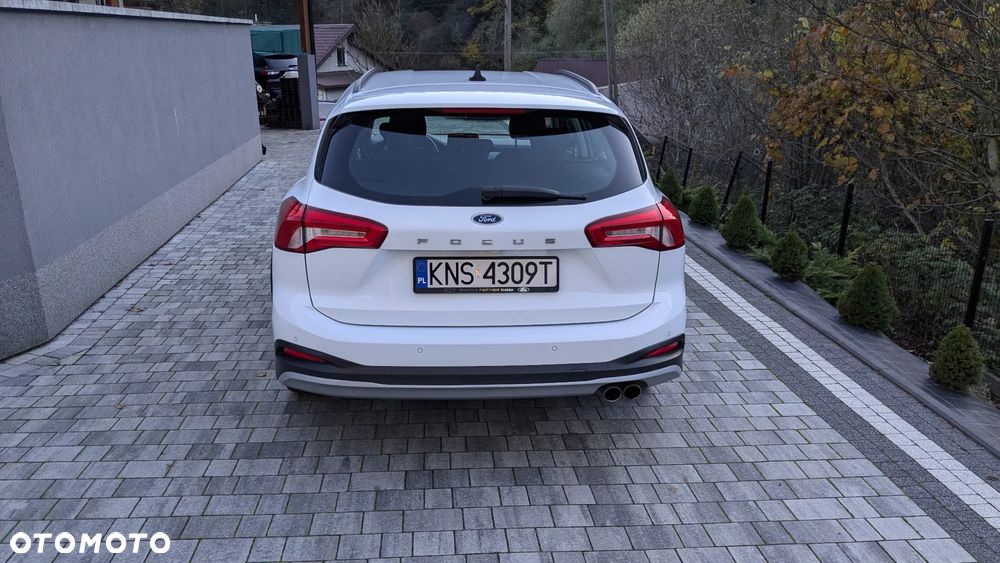 Ford Focus 1.0 EcoBoost Active X - 6