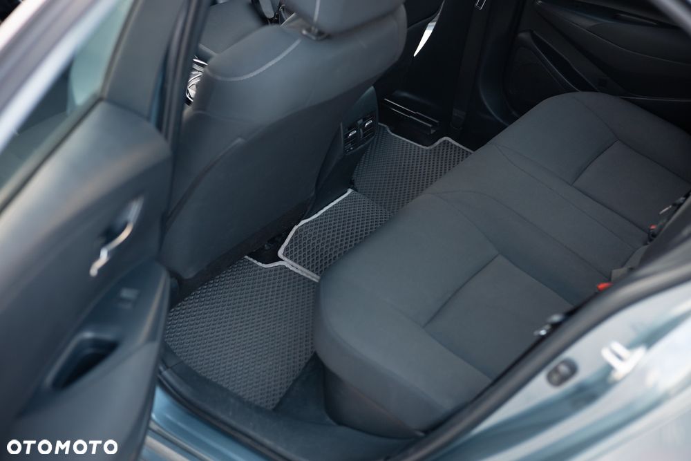 Toyota Corolla 1.8 Hybrid Comfort - 21