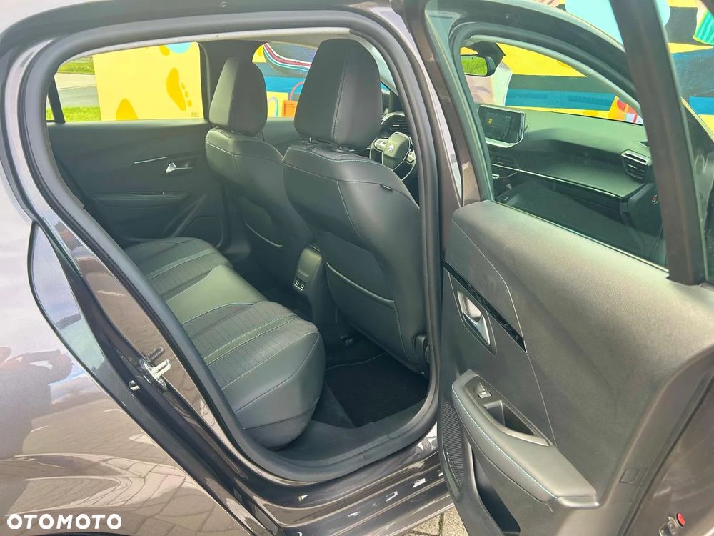 Peugeot 208 1.2 PureTech Allure Pack S&S - 11