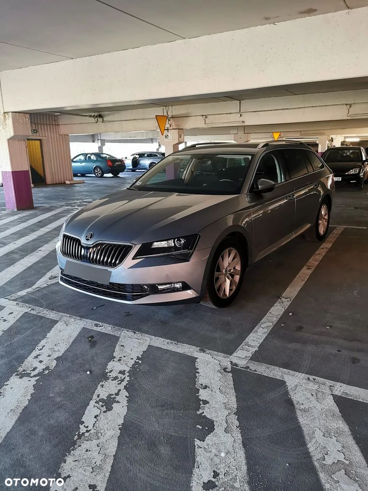 Skoda Superb 1.5 TSI ACT Ambition - 4