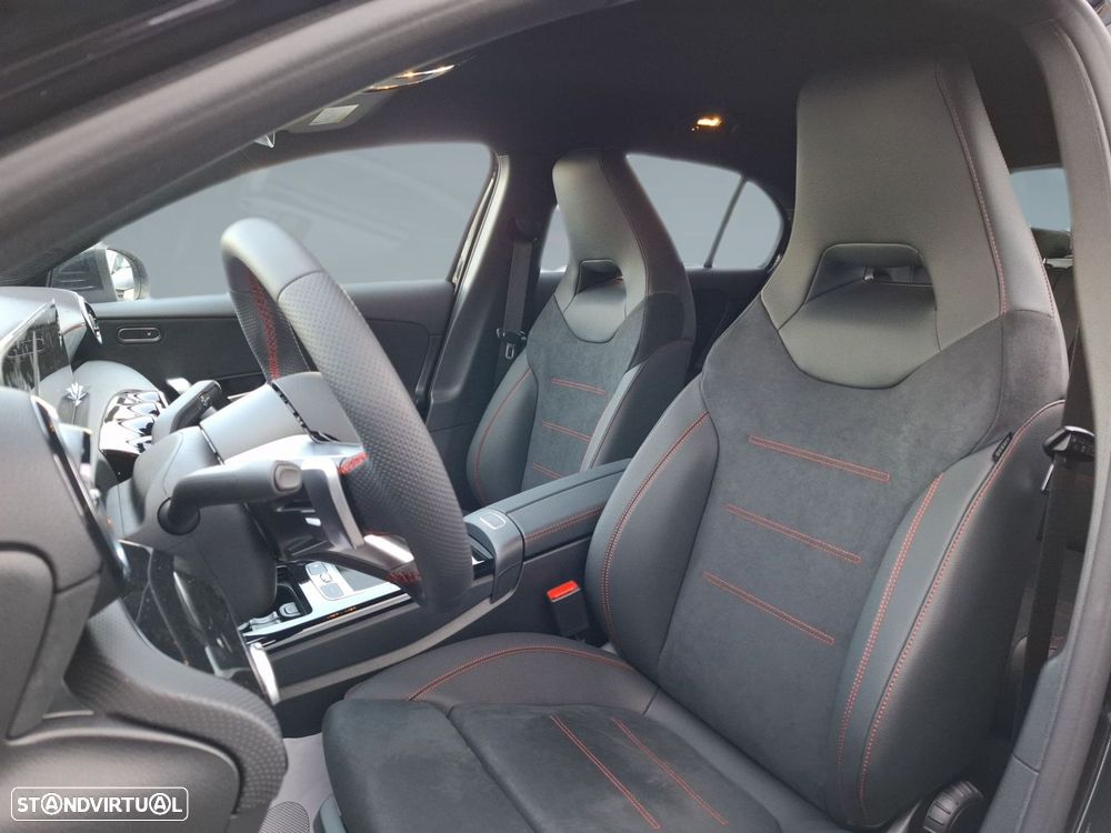 Mercedes-Benz A 250 e - 11