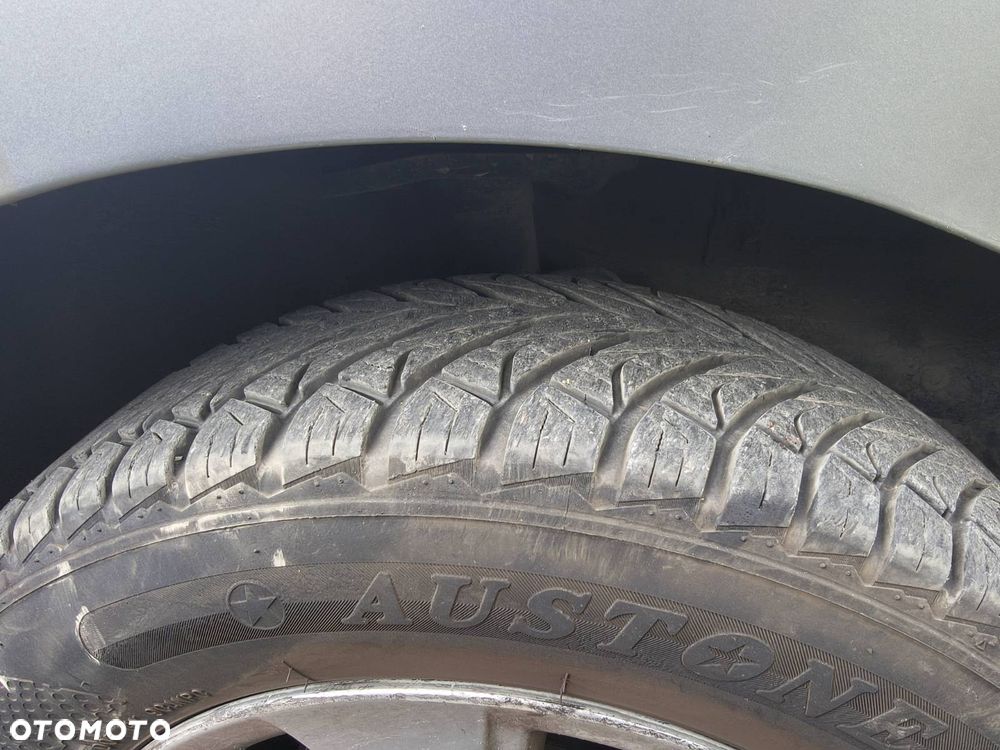 Toyota Auris 1.8 HSD Sol - 8