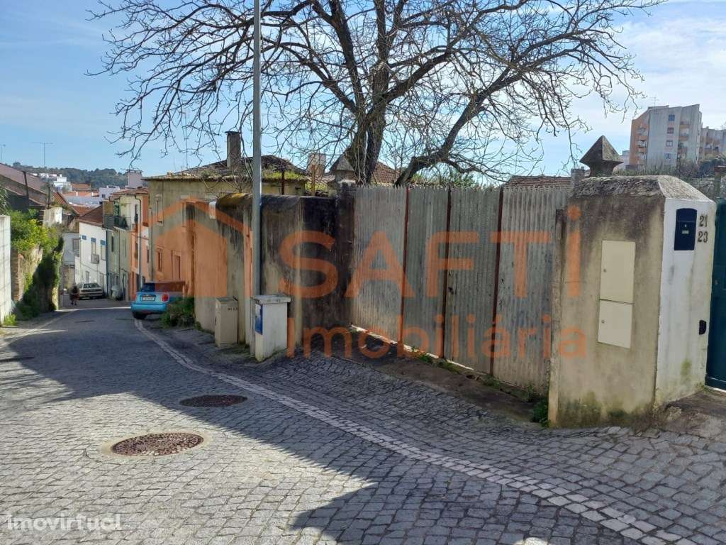 Oportunidade de Investimento: Terreno Urbano de 4305 m2 - Grande imagem: 2/6