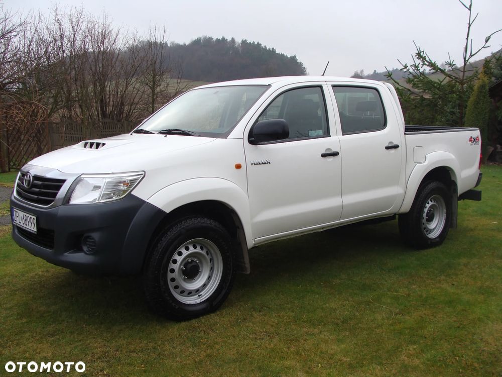 Toyota Hilux 2.5 D-4D DLX - 3