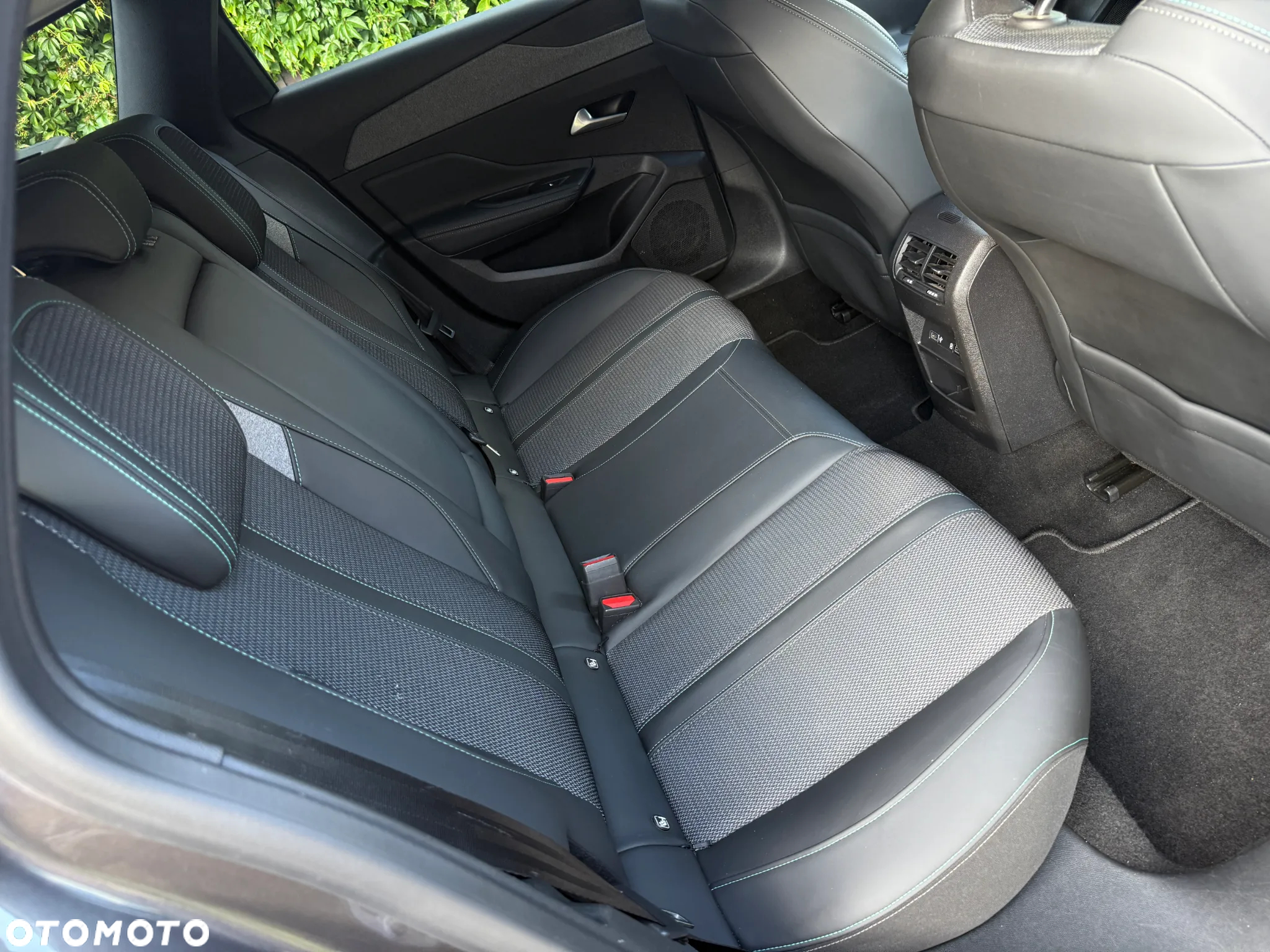 Peugeot 308 1.5 BlueHDi Allure Pack S&S - 35