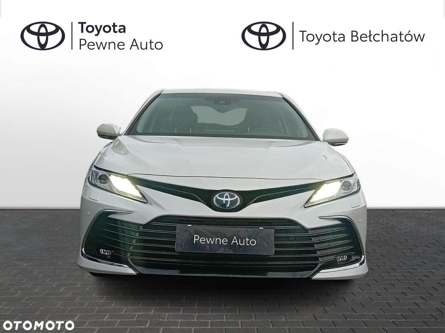 Toyota Camry - 2