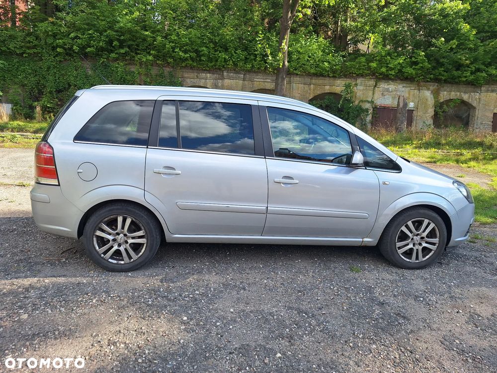 Opel Zafira 1.9 CDTI Cosmo - 7