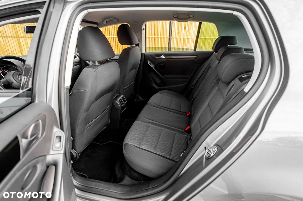 Volkswagen Golf 1.4 TSI Highline - 9