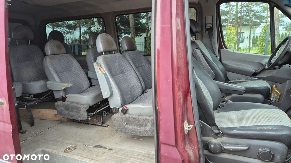 Mercedes-Benz Sprinter - 8