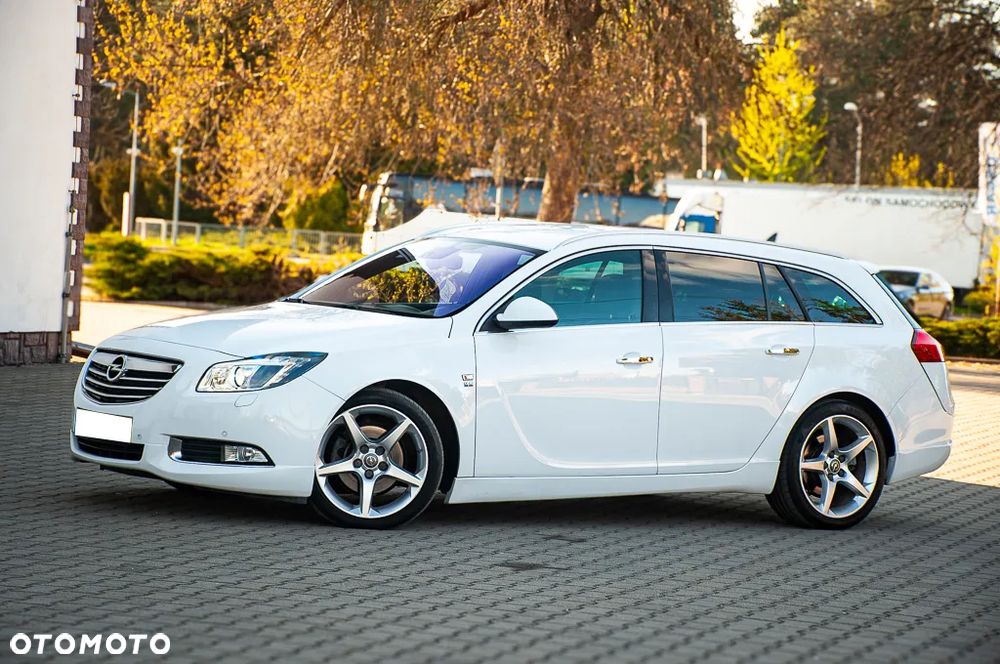Opel Insignia 2.0 CDTI - 9