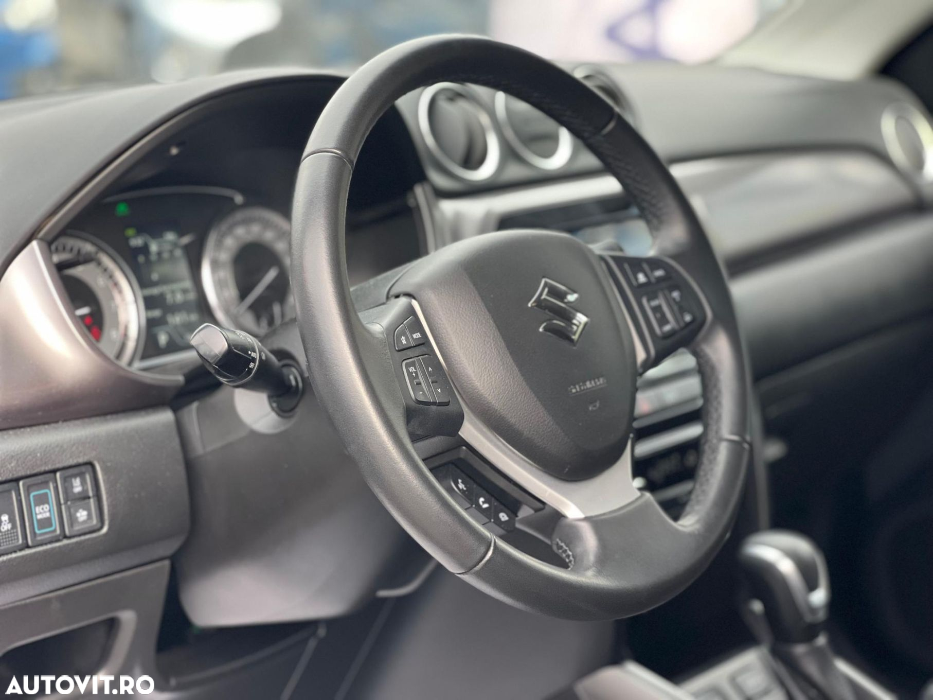 Suzuki Vitara - 10