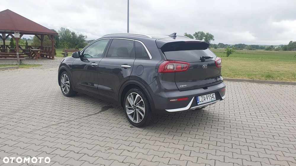 Kia Niro 1.6 GDI Hybrid L - 2