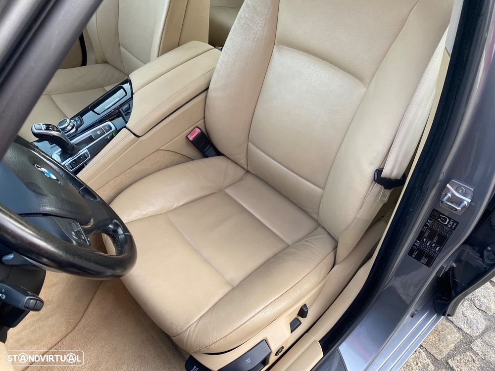BMW 525 d Auto - 25