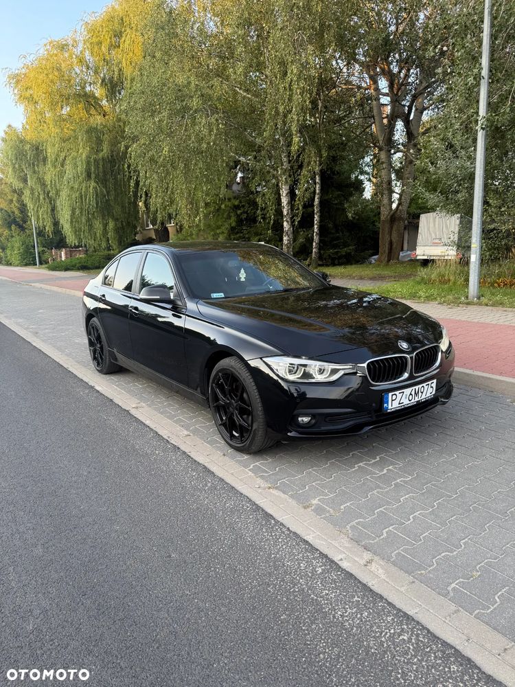 BMW Seria 3 320d xDrive - 4