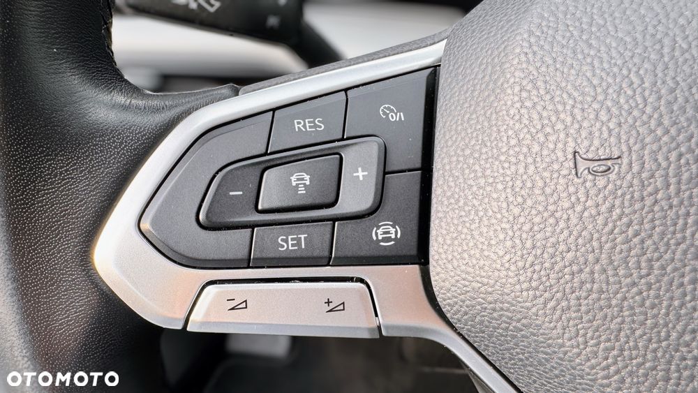 Volkswagen Golf 2.0 TDI Life - 13