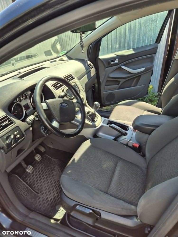Ford Kuga 2.0 TDCi 2x4 Champions Edition - 3