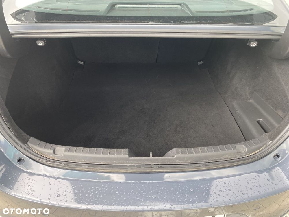 Mazda 3 - 15