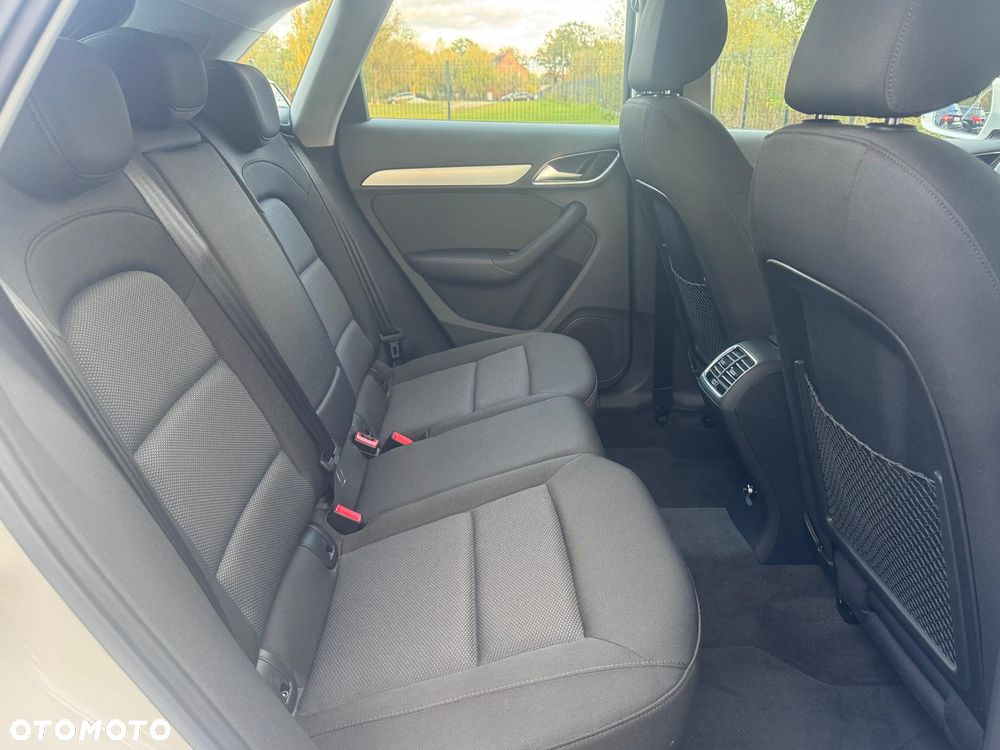 Audi Q3 1.4 TFSI S tronic - 27