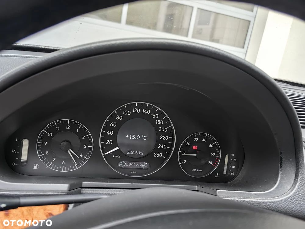 Mercedes-Benz Klasa E - 4