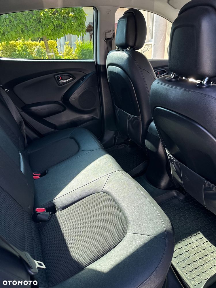 Hyundai ix35 2.0 CRDi 4WD Automatik Premium - 23