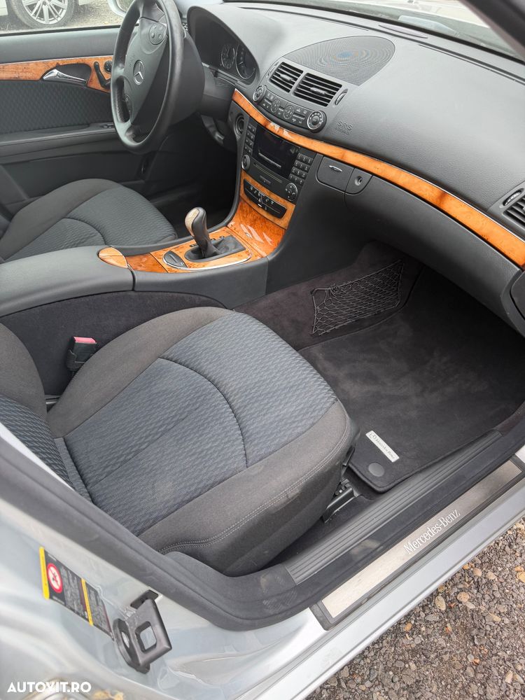 Mercedes-Benz E 200 KOMPRESSOR Automatik Elegance - 14