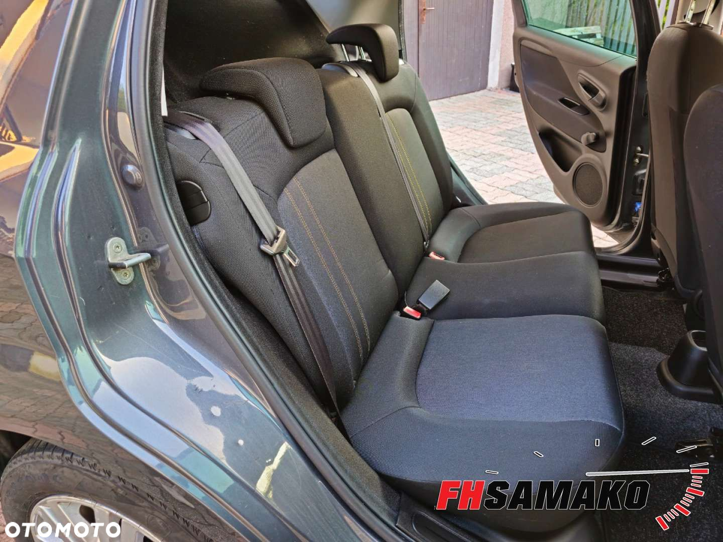 Fiat Punto 1.2 Young - 23
