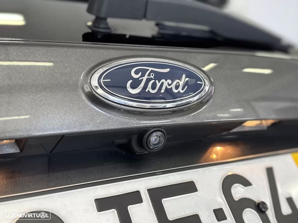 Ford Kuga 1.5 TDCi ST-Line Limited Edition - 17