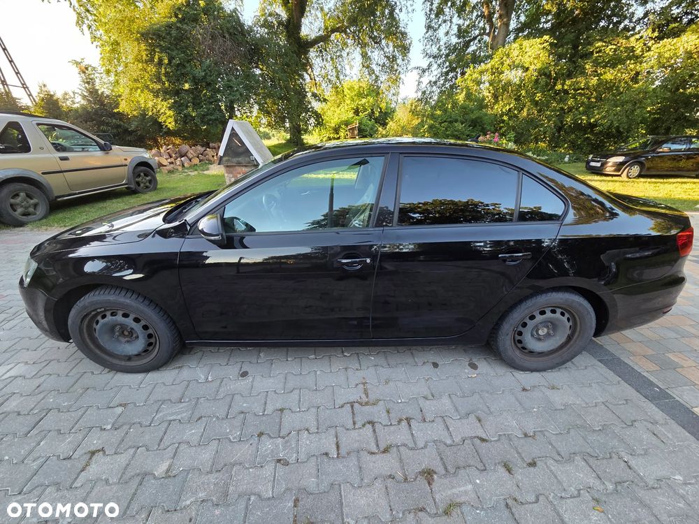 Volkswagen Jetta - 9