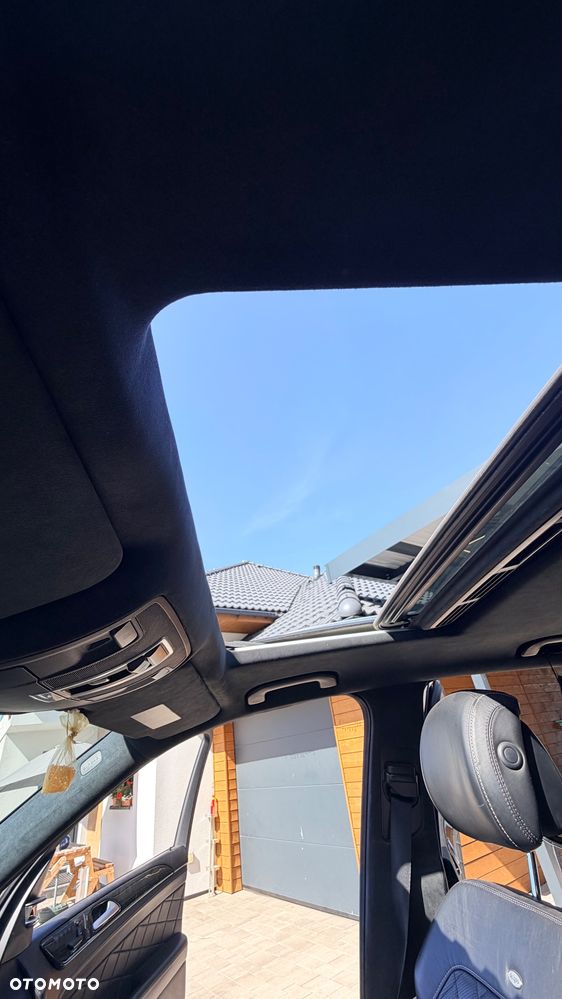 Mercedes-Benz ML 350 BlueTec 4-Matic - 13