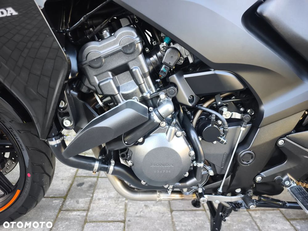 Honda CBF - 23