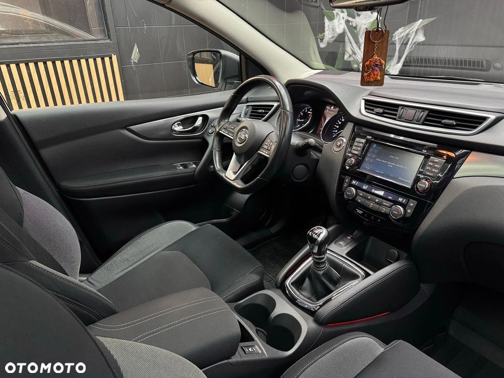 Nissan Qashqai 1.6 DIG-T N-Connecta - 10
