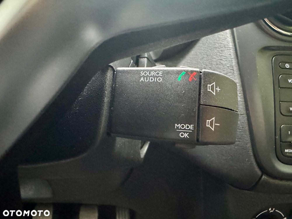 Dacia Dokker 1.6 SCe Access - 21
