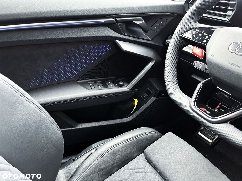Audi RS3 Sportback - 22