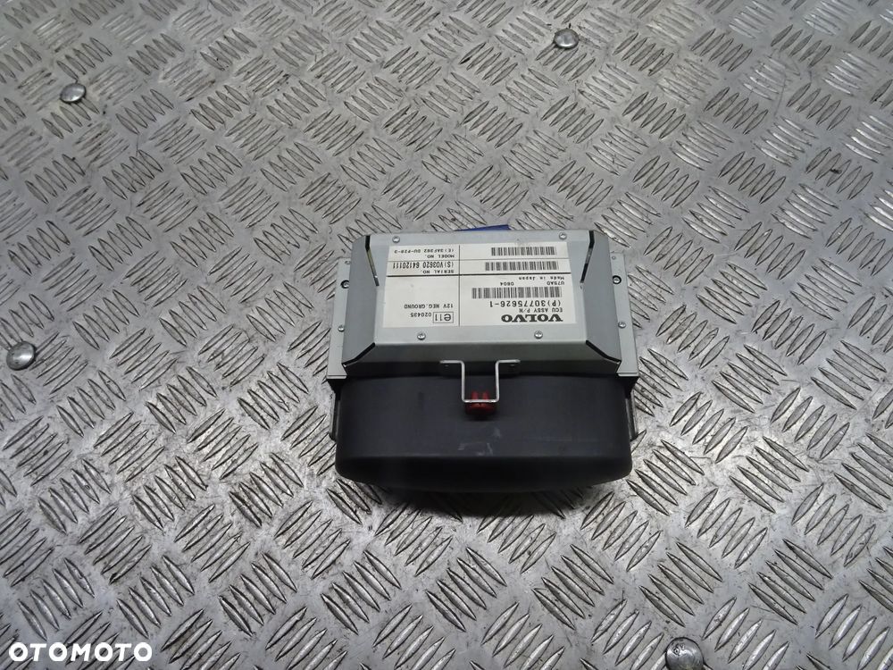 VOLVO XC70 01-07 2.5T 210KM WYŚWIETLACZ NAWIGACJI 30775626-1 - 1