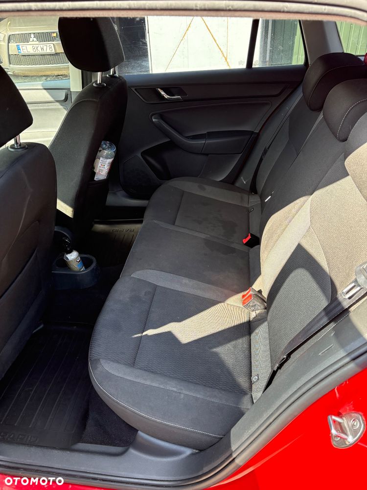 Skoda RAPID Spb 1.2 TSI Ambition - 13