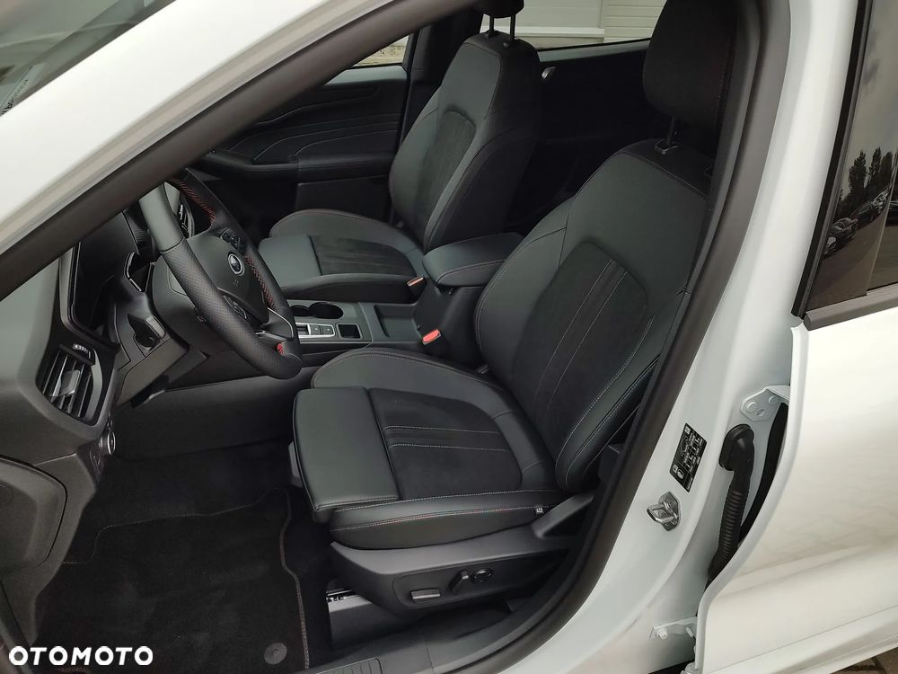 Ford Kuga 2.5 Duratec FHEV ST-LINE X - 12